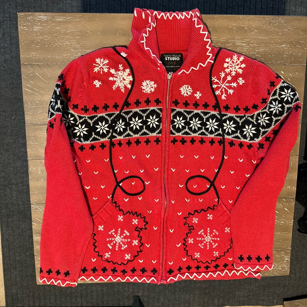 Girls/Teen Studio Holiday Red and White Patterned Sweater